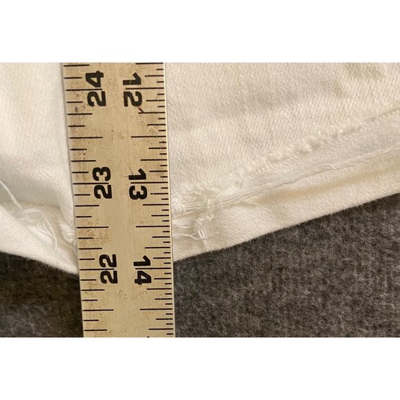 CALVIN KLEIN WHITE HIGH RISE BUTTON FLY RAW ROLLED CUFF DENIM SHORTS SZ 26 - Picture 11 of 11